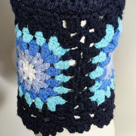 Joseph A Dark Blue Sweater with Crochet Granny Square Trim - Picture 5 of 8
